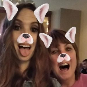 Meet your Posher, Elaine